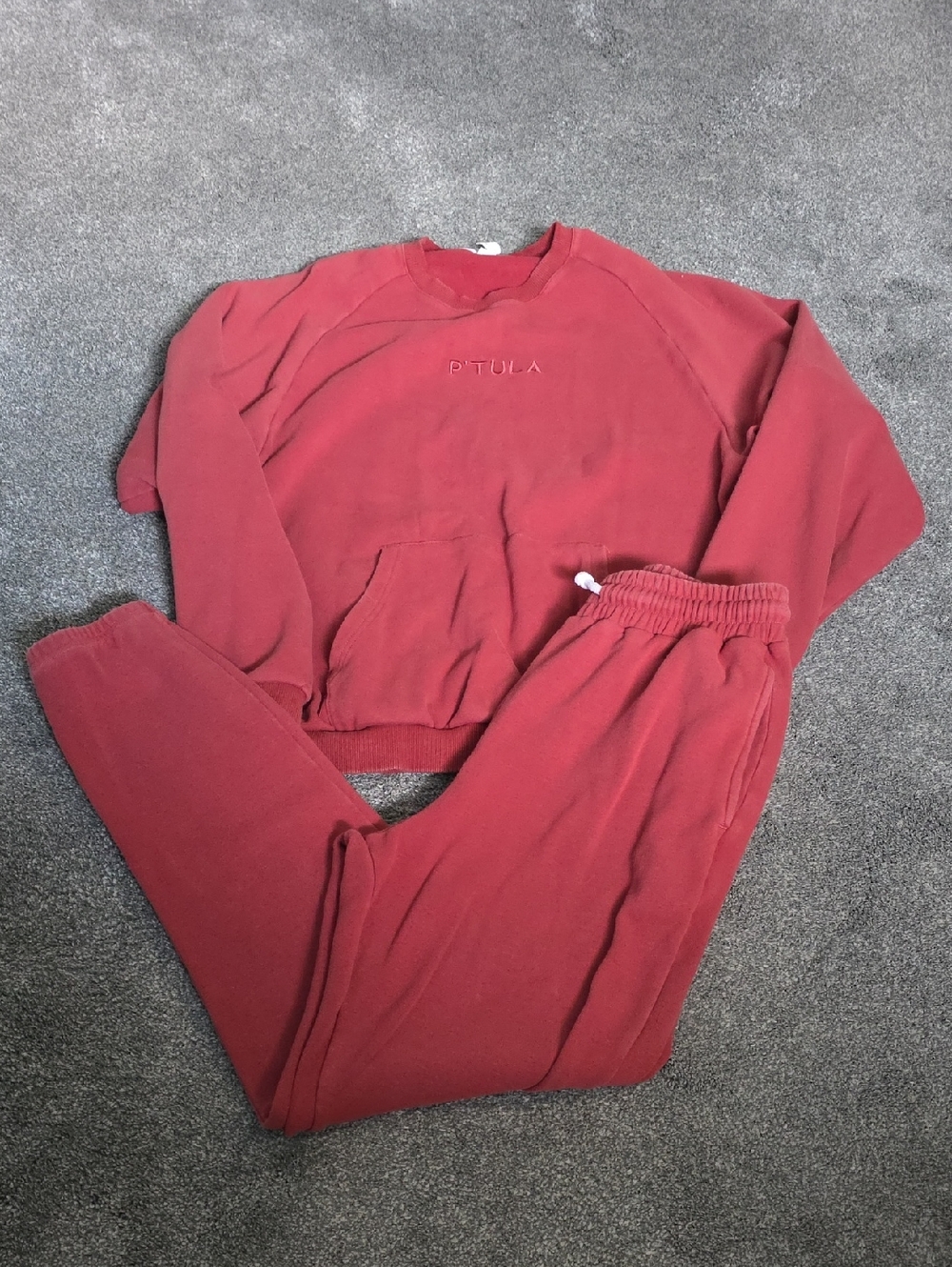 P'tula 'Snowed In' Brick Red Sweatset